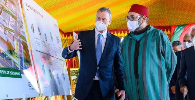 جلالة الملك يُطلق أشغال إنجاز مصنع ببنسليمان لتصنيع اللقاح المضاد لكوفيد-19 ولقاحات أخرى