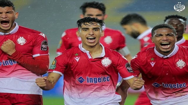 الوداد الرياضي وبيترو أتلتيكو الأنغولي يتأهلان رسميا إلى ربع أبطال إفريقيا