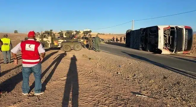 سطات.. انقلاب حافلة لنقل المسافرين وإصابة 35 شخصا اثنان منهم إصابتهما خطيرة