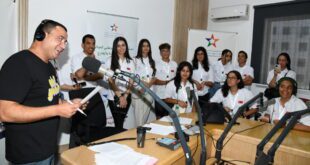 SNRT تستقبل وفدا شبابيا من مغاربة العالم بالإذاعة الدولية في الأبواب المفتوحة