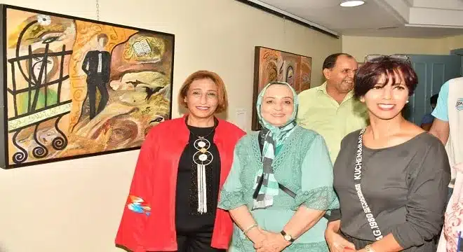 لوحات الفنانة بهيجة عبد العالي الشرقاوي في مهرجان مغاربة العالم 1 jpeg