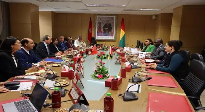 رئيس النيابة العامة يتباحث مع رئيس محكمة العدل العليا بغينيا بيساو