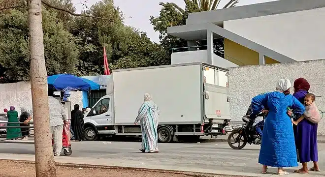 أمام مدرسة مولاي الحسن في ابن امسيك