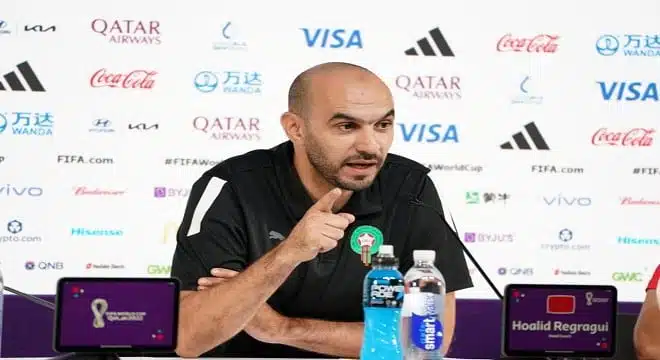 الركراكي  التأهل للدور الثاني أولى وأهم من تقديم الفرجة