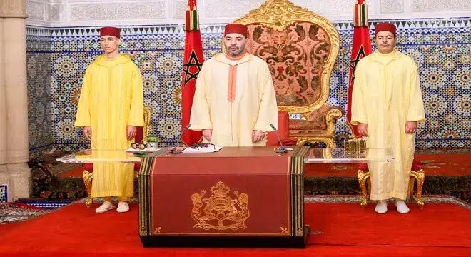 المسيرة الخضراء.. جلالة الملك يوجه خطابا ساميا إلى شعبه الوفي  jpg