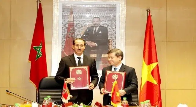 توقيع إتفاقية تعاون بين رئاسة النيابة العامة والنيابة العامة الفيتنام jpeg