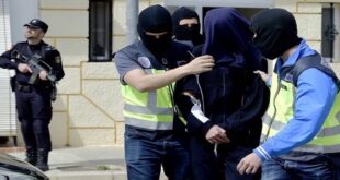 الشرطة الإسبانية ترحل قاتل الكاهن