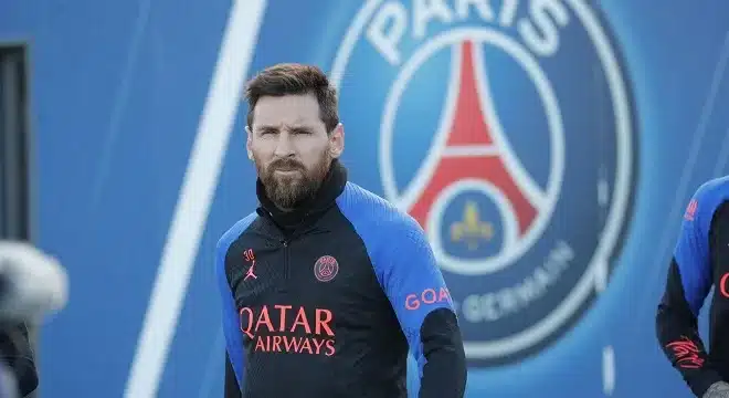 ميسي يغيب عن سان جرمان ضد موناكو وشكوك حول جهوزيته لبايرن ميونيخ jpg