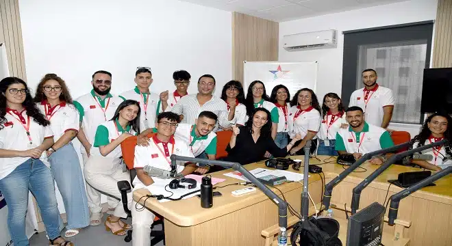 شركة الإذاعة والتلفزة 3 في خطوة تعزز من توجهاتها نحو تعزيز الروابط بين الجالية المغربية في الخارج ووطنهم، أطلقت الشركة الوطنية للإذاعة والتلفزة الدورة الثانية من "أيام الأبواب المفتوحة" وذلك يوم الأربعاء 9 غشت 2023، حيث تأتي هذه الخطوة استجابةً للتوجيهات الملكية السامية التي ترسخ ضرورة تعزيز الروابط مع الجالية المغربية بالخارج وتعريفها بمؤهلات وطنها.