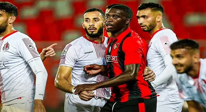 فضيحة تحكيمية تقصي الفتح أمام إتحاد الجزائر في كأس الكونفدرالية jpg