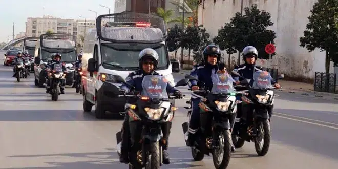 إعطاء انطلاقة العمل بالفرقة المتنقلة1 أطلقت المديرية العامة للأمن الوطني، اليوم الخميس 30 نونبر 2023، العمل للدوريات المحمولة للفرقة المتنقلة لشرطة النجدة (UMPS) في ولاية أمن القنيطرة.
