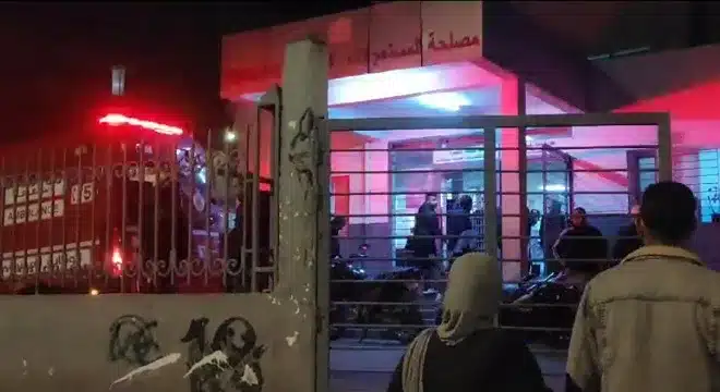 الشرطة تتصدى بالرصاص لتهديد مسلح من مشجعين بالدار البيضاء