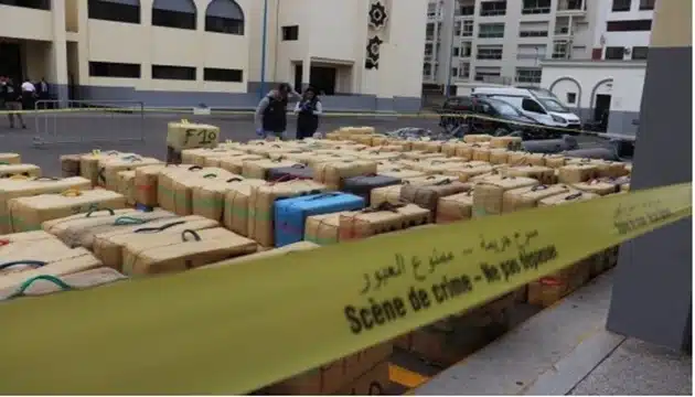 إحباط تهريب 18 طناً من الشيرا في سيدي رحال (2)