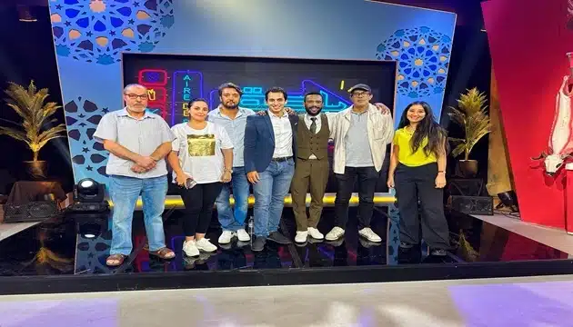 باحة الاستراحة كوميديا عائلية بلمسة مغربية على دوزيم