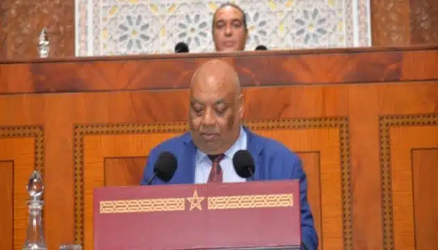 برلماني يواجه شركات الاتصالات كفى تضليلاً