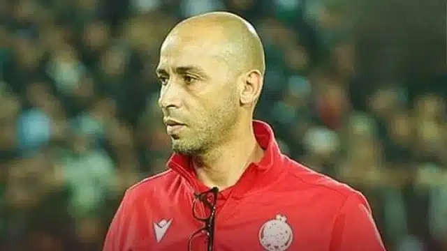 عبد الإله صابر يتولى تدريب فريق رجاء بني ملال لكرة القدم