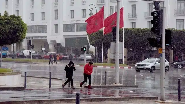 أمطار وثلوج ورياح قوية الأرصاد توضح حقيقة الوضع الجوي بالمغرب