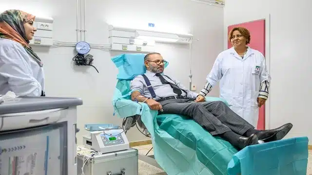 بلاغ طبي وضع صحي مطمئن لجلالة الملك محمد السادس
